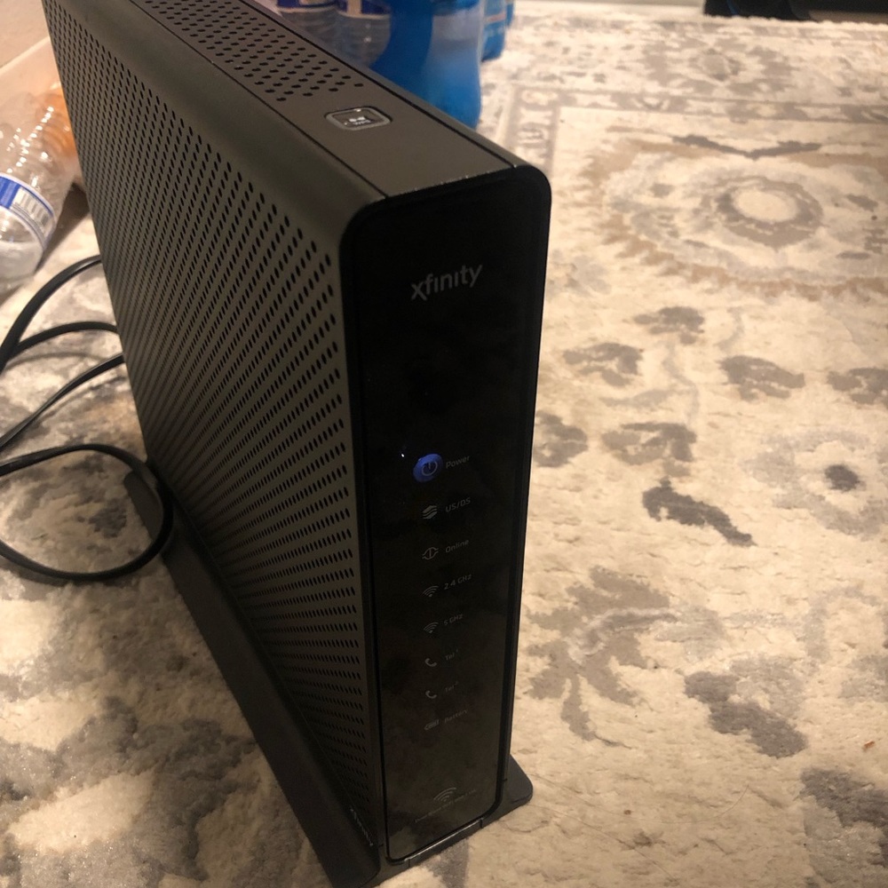 Xfinity Arris TG1682G Dual Band Wireless 802.11ac Cable Modem Router w/ Cord - Picture 14 of 16